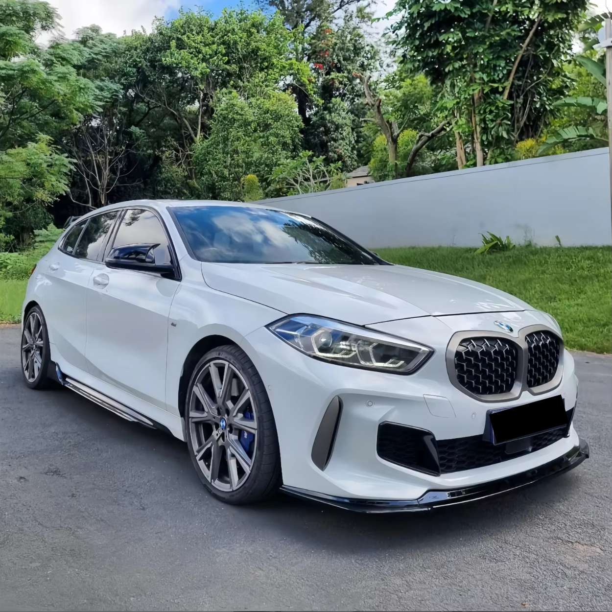 BMW 1 Series F40 Gloss Black Front Lip Splitter (2019-2024)